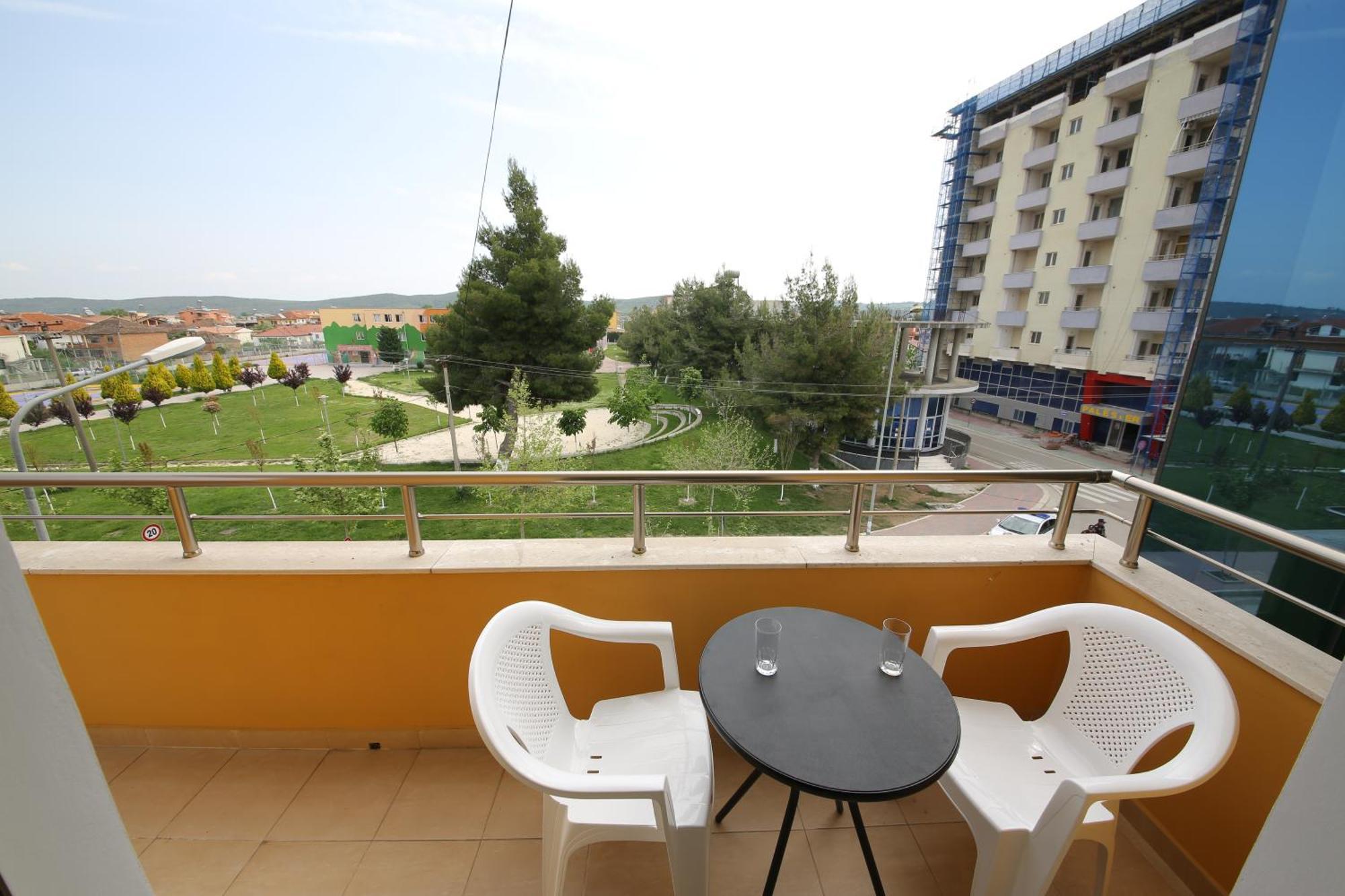 Hotel Andrea Bashuri Divjaka Exterior foto